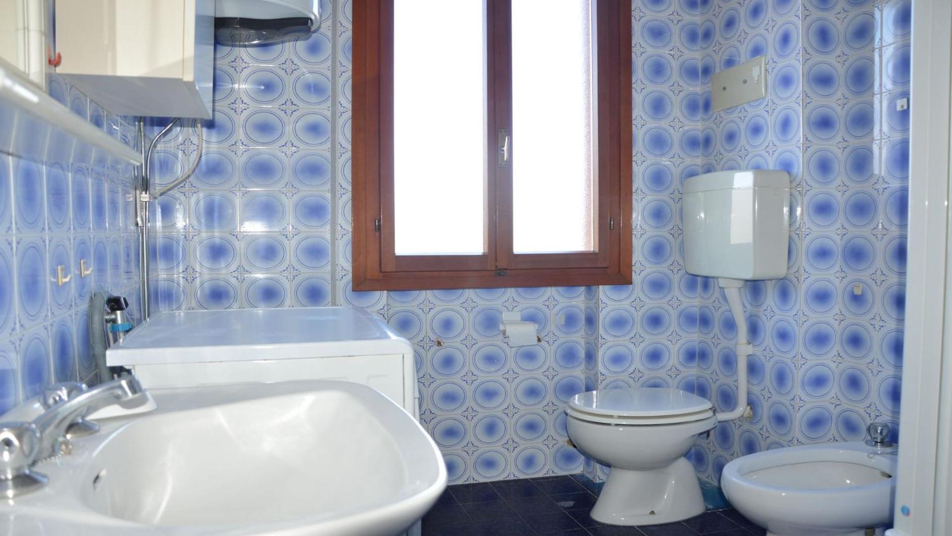 Comfortable 2 Bedroom Apartment - Beahost Rentals Caorle Bagian luar foto